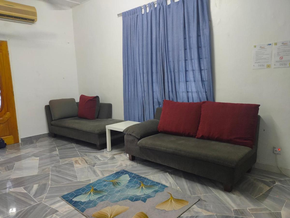 Corner Lot,Landed Kajang Semenyih Bee Homestay Экстерьер фото